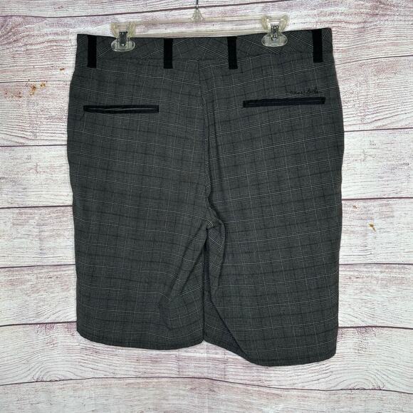 Travis Mathew Charcoal Gray Performance Golf Outdoors Shorts Size 34 - Picture 9 of 11